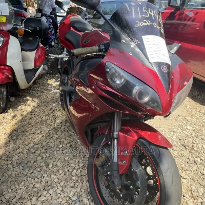 🏍️ 2005 Yamaha R1 Sportbike | Available in Gwarinpa - Well-Maintained & Fast