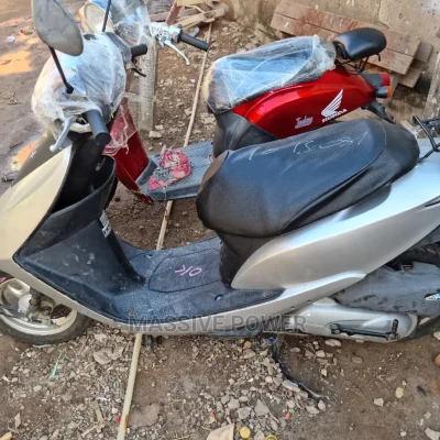🚲 2014 Honda Dio Scooter for Sale in Agege - Low Mileage and Efficient