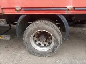 🚚 Mercedes-Benz Versatile 1424 Truck | Available in Amuwo-Odofin - Strong Payload Capacity - Image 4