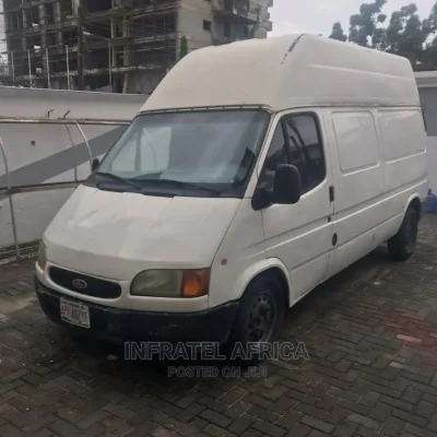 🚐 2015 Ford Transit Work Van | Needs Repairs in Lekki - Great Project Opportunity