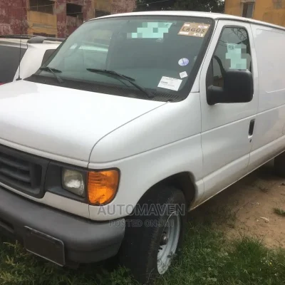 🚐 Ford E350 Versatile Van | Test Drive in Lagos - Low Mileage & Spacious