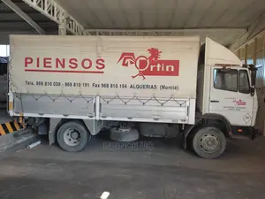 🚚 Mercedes-Benz Heavy-Duty Truck | Available in Lagos - Turbo Diesel, Low Mileage - Image 2