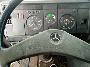 🚚 1997 Mercedes-Benz Tank Truck | Available in Lagos - Low Mileage & Family-Friendly - Image 5
