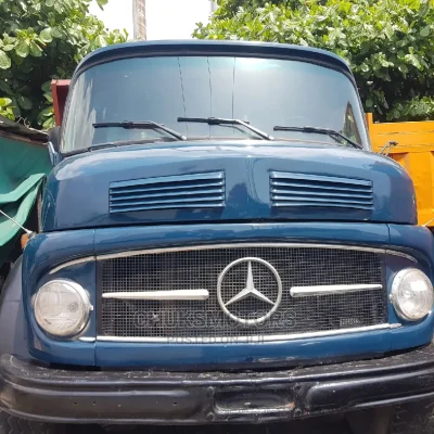 🚛 2015 M/Benz Tipper 1513 | Available in Lagos - Reliable Workhorse with Low Mileage