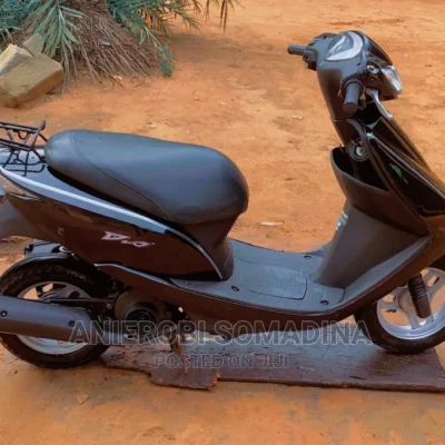 🚲 2022 Honda CB Stylish Scooter | Available in Lagos - Low Mileage & Fun