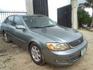 🚗 2004 Toyota Avalon Comfortable Sedan | Available in Lagos - Low Mileage & Reliable - Image 3