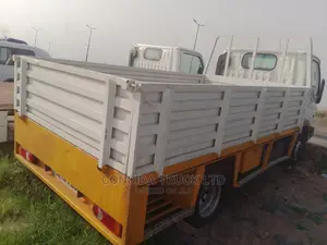 🚚 1998 Nissan Atlas Reliable Truck | Available in Lagos - Low Mileage & Spacious - Image 6