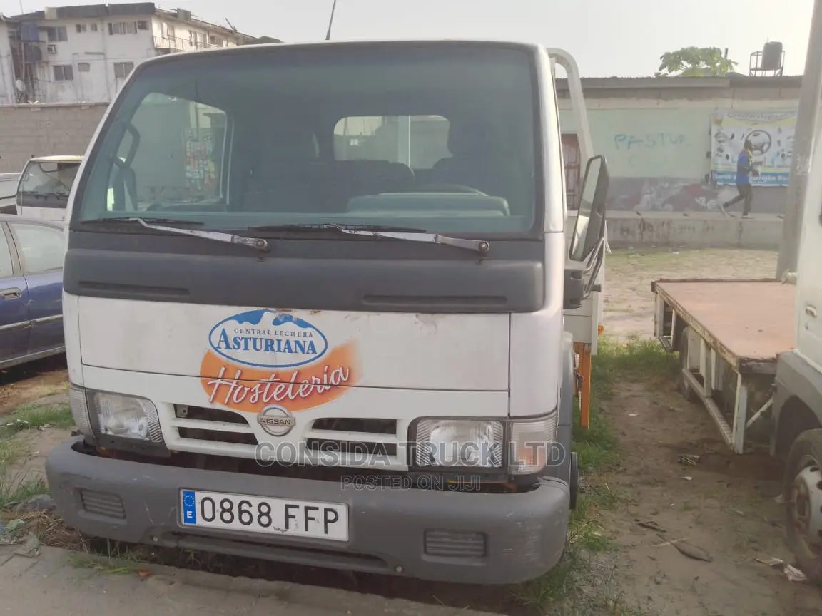 🚚 1998 Nissan Atlas Reliable Truck | Available in Lagos - Low Mileage & Spacious