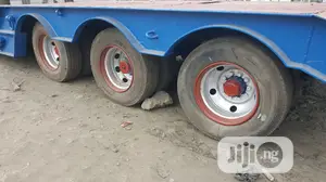 🚛 2015 Lowbed Truck for Sale in Apapa - Triple Axle with Custom Paint Options - Image 5
