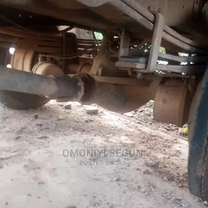 🚛 2014 Mercedes-Benz 814 Truck | Available in Ondo, Akure - Low Mileage & Efficient - Image 3