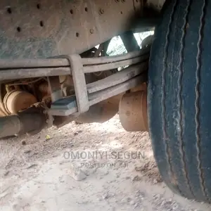 🚛 2014 Mercedes-Benz 814 Truck | Available in Ondo, Akure - Low Mileage & Efficient - Image 5