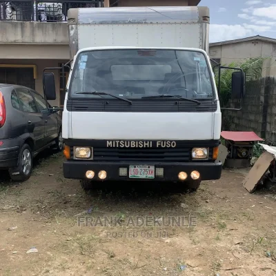 🚚 1989 Mitsubishi Fuso Truck for Sale | Available in Ojota - Low Mileage & Spacious