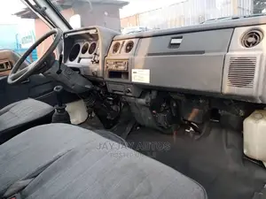🚚 Toyota Dyna 3000 Work Truck | Available in Apapa - Low Mileage, Well-Maintained - Image 3