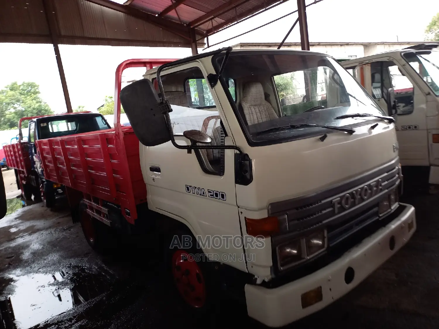 🚚 2002 Toyota Dyna Reliable Work Truck | Available in Lagos - Low Mileage & Well-Maintained
