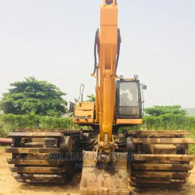 CAT 320BL Swamp Buggy for Sale in Florida - High Load Capacity and New Tires