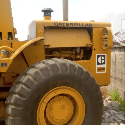 🚜 Caterpillar 966C Payloader for Sale in Lagos - Well-Maintained & Ready to Work