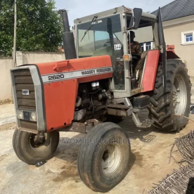 🚜 Massey Ferguson 1995 Tractor | Available in Lagos - Low Hours and Versatile