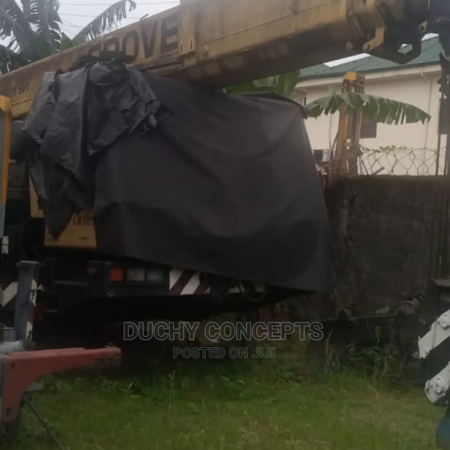 Grove 80-Ton Scrap Crane for Sale in Rivers - Reliable & Ready for Work