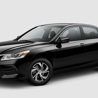 🚗 2017 Honda Black Sedan | Low Mileage in Lagos - Eco-Friendly & Reliable