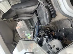 🚚 Mitsubishi Canter Reliable Truck | Available in Lagos - Strong Engine & Well-Maintained - Image 3