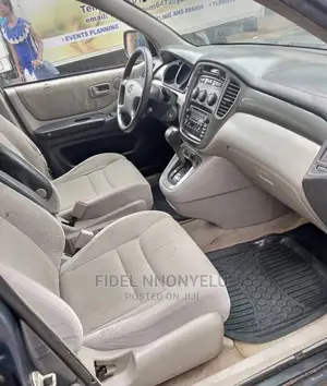 🚙 Toyota Highlander 2002 Reliable SUV | Available in Lagos - Low Mileage & Spacious - Image 4