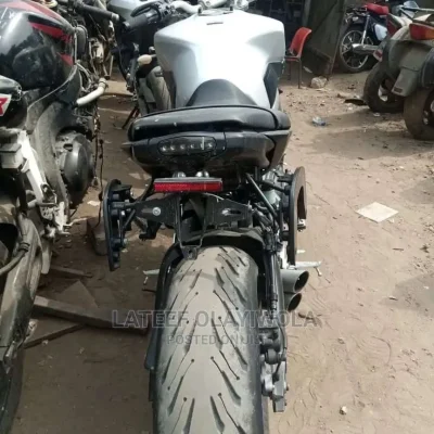🏍️ 2016 Yamaha Motorcycle | Available in Lagos - Low Mileage, Great Commuter
