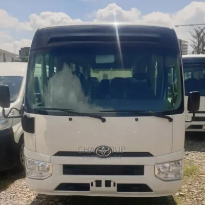 🚍 2021 Toyota Coaster Mini-Bus | Available in Lagos - Low Mileage & Spacious