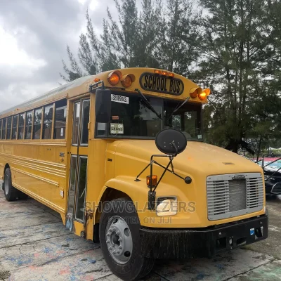 🚍 Freightliner ABC M1235 Reliable Bus | Available in Lekki - Low Mileage & Well-Maintained
