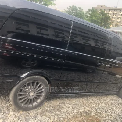 🚍 Mercedes-Benz Viano VIP Bus | Available in Abuja - Low Mileage, Well-Maintained