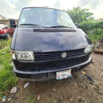 🚐 2002 Volkswagen Transporter | Spacious Family Van in Lagos - Low Mileage & Well-Maintained