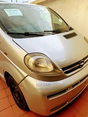 🚐 2003 Opel Vivaro Versatile Van | Available in Lagos - Low Mileage & Spacious - Image 5