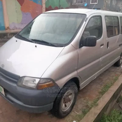 🚐 2003 Toyota HiAce Family Van | Available in Lagos - Spacious & Well-Maintained