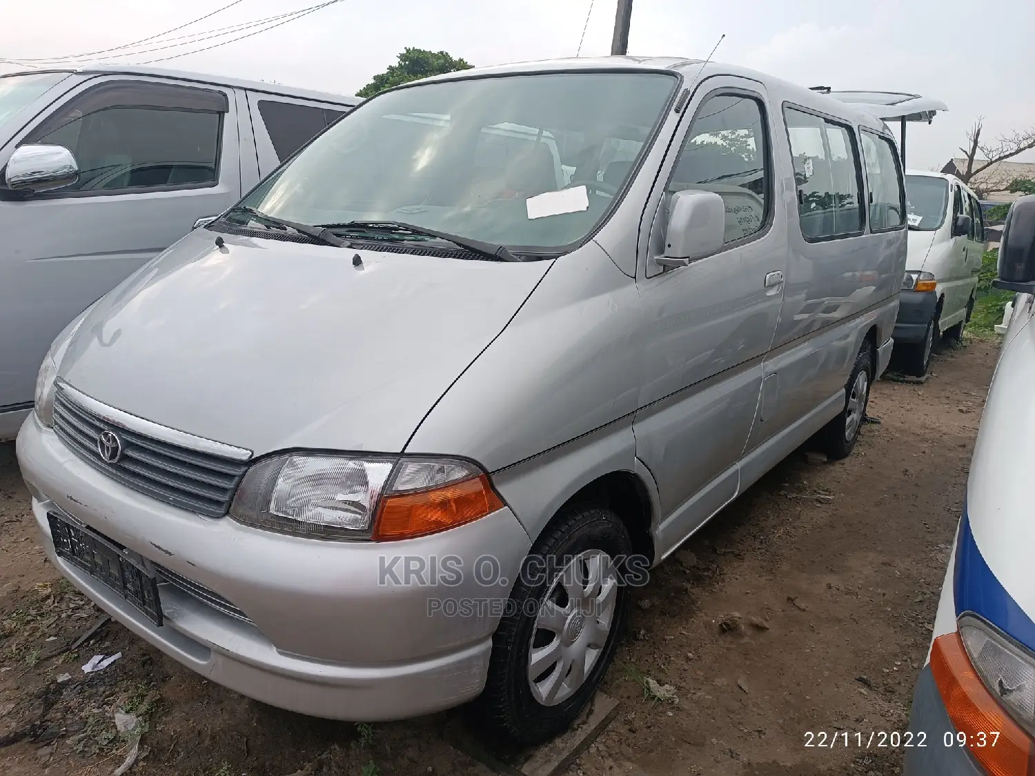 🚐 2004 Toyota HiAce Spacious Van | Available in Apapa - Low Mileage & Reliable