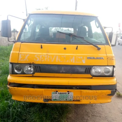 🚐 2005 Toyota HiAce Versatile Van | Available in Port Harcourt - Spacious & Well-Maintained