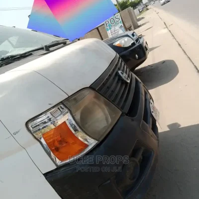 🚐 2009 Nissan Caravan Spacious Van | Available in Obio-Akpor - Low Mileage & Reliable
