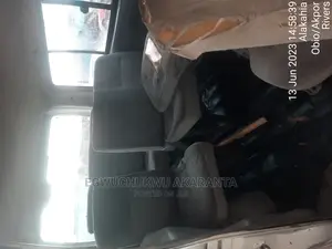 🚐 2010 Toyota HiAce Versatile Van | Available in Port Harcourt - Family-Friendly & Spacious - Image 6