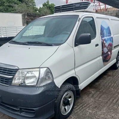 🚐 2012 Toyota HiAce Spacious Minivan | Available in Lagos - Low Mileage & Reliable