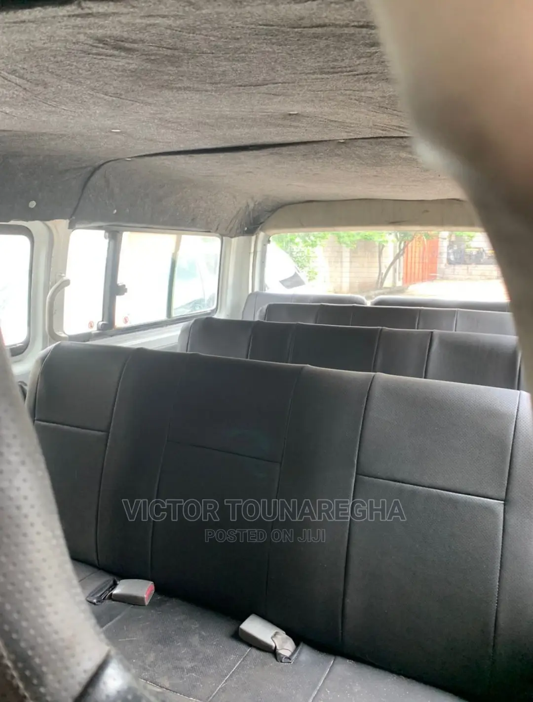 🚐 2012 Toyota HiAce Versatile Van | Available in Lagos - Low Mileage & Spacious