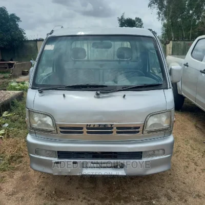 🚐 Daihatsu Hijet 1998 Reliable Commercial Van | Available in Lagos - Low Mileage & Spacious