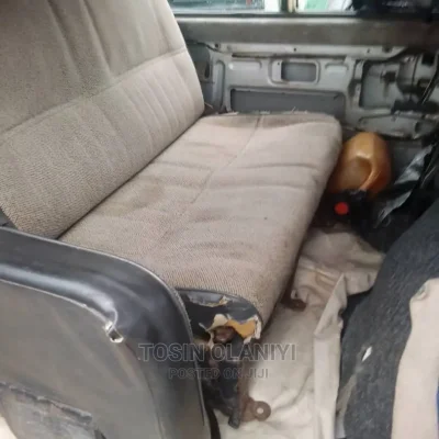 🚐 Mitsubishi L300 Versatile Van | Available in Lagos - Low Mileage & Well-Maintained