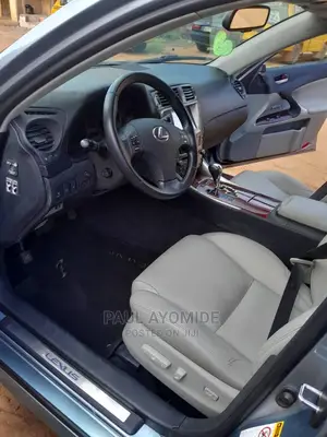 🚗 2006 Lexus IS 250 Sedan | Available in Abule Egba - Well-Maintained & Fuel Efficient - Image 5