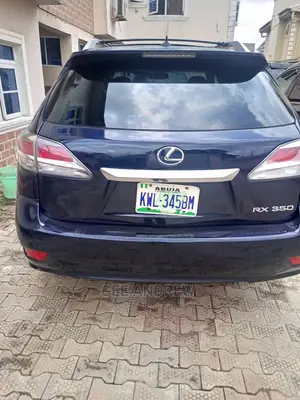 🚗 2013 Lexus RX 350 Luxury SUV | Available in Lagos - Well-Maintained & Spacious - Image 3