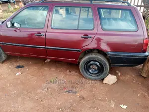 🚗 Volkswagen Reliable Hatchback | Available in Lagos - Smooth Drive with Low Mileage