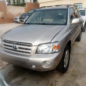 🚙 2006 Toyota Highlander Limited SUV | Spacious Family Vehicle in Ikorodu - Low Mileage & Well-Maintained
