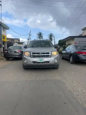 🚙 2009 Ford Escape Family SUV | Available in Ikeja - Well-Maintained & Spacious