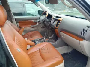 🚙 Lexus GX 470 Spacious SUV | Available in Port Harcourt - Well-Maintained & Reliable - Image 4