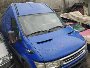 🚚 1998 Iveco Midway Truck | Spacious & Reliable in Lagos - Low Mileage, Great Condition - Image 3
