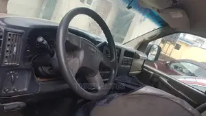 🚚 2008 GMC 4500 Diesel Truck | Available in Ojodu - Powerful & Spacious - Image 6