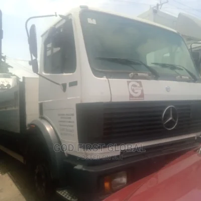 🚚 Mercedes-Benz 1717 Heavy-Duty Truck | Available in Lagos - Well-Maintained & Reliable
