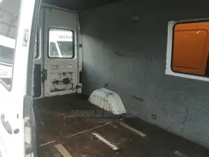 🚚 Volkswagen LT35 Diesel Truck | Available in Apapa - Spacious Cargo & Low Mileage - Image 6